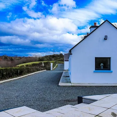 3 Bed Sleeps 6 - Mountain Views Parking Westport