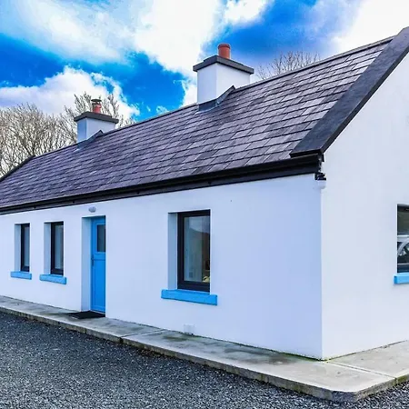 Ferienhaus 3 Bed Sleeps 6 - Mountain Views Parking *