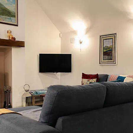 Holiday home 3 Bed Sleeps 6 - Mountain Views Parking Westport